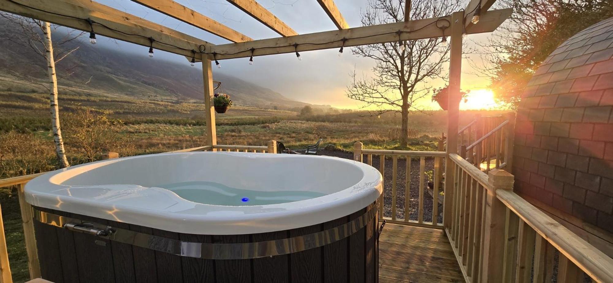 Hotel Campsie Luxury Pods With Hot Tub Glasgow Exterior foto